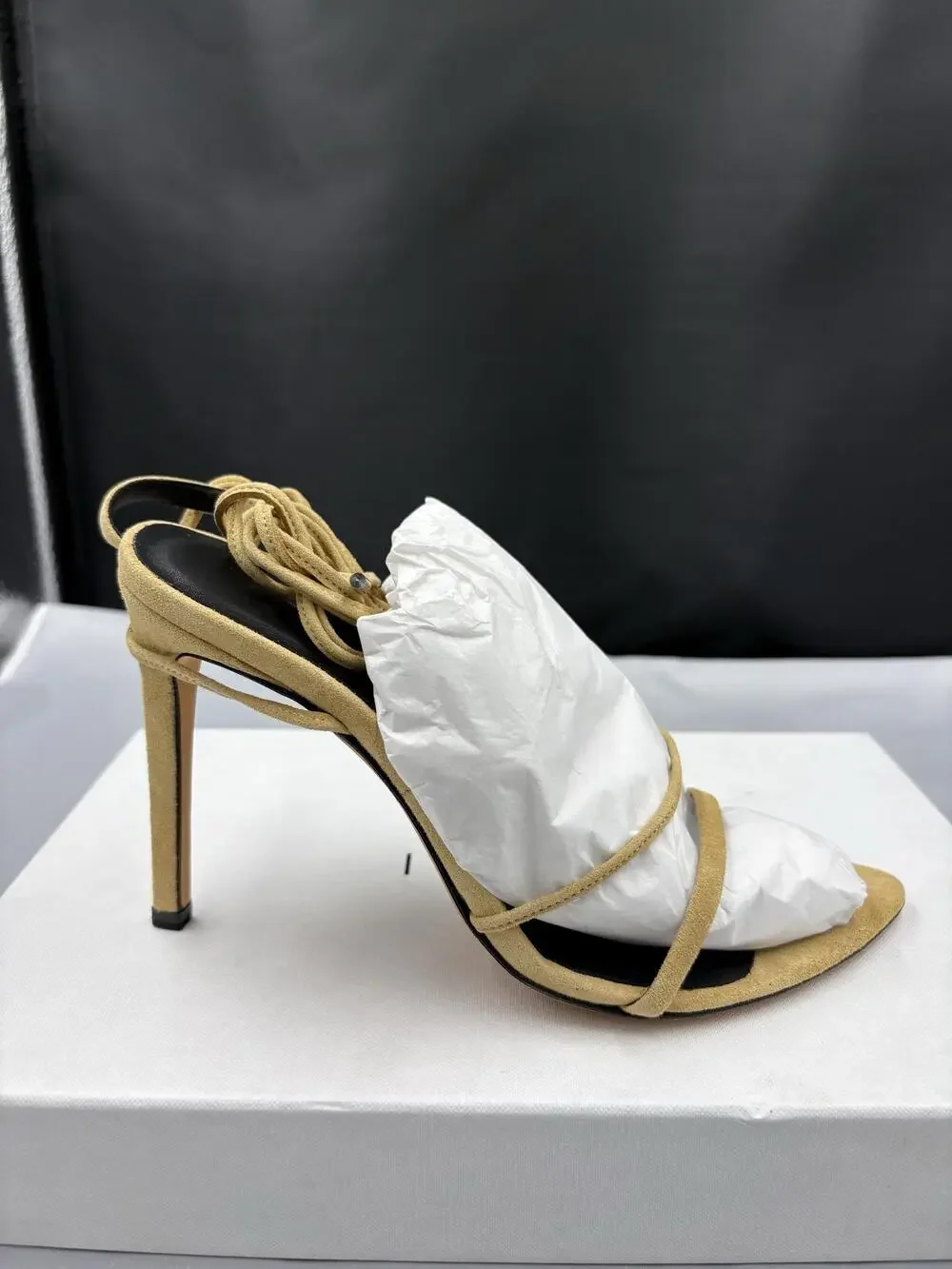 IRO Strappy Heels Womens Size 7.5 Light Yellow Suede Lace Up Stiletto AK712